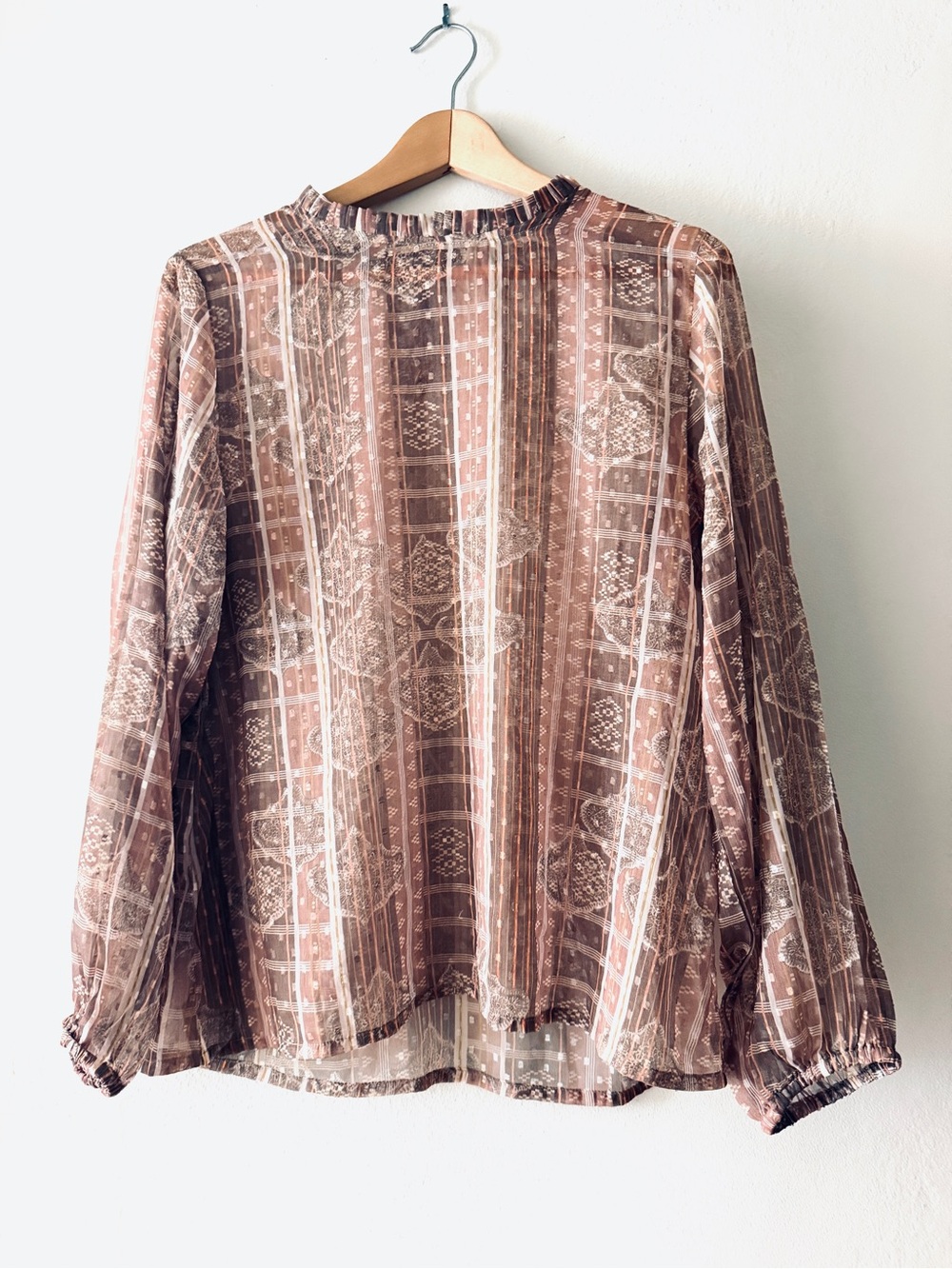 Source Unknown Brown Printed Long-Sleeve Ruffle Neck Blouse